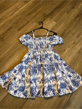 beach petite dresses V-neck Petite Dress | Limited Edition main image 0